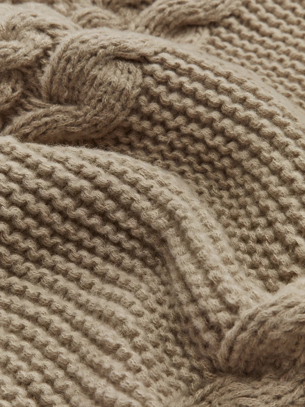 James & Elly™ | Jumper with Round Neck in Cable Knit
