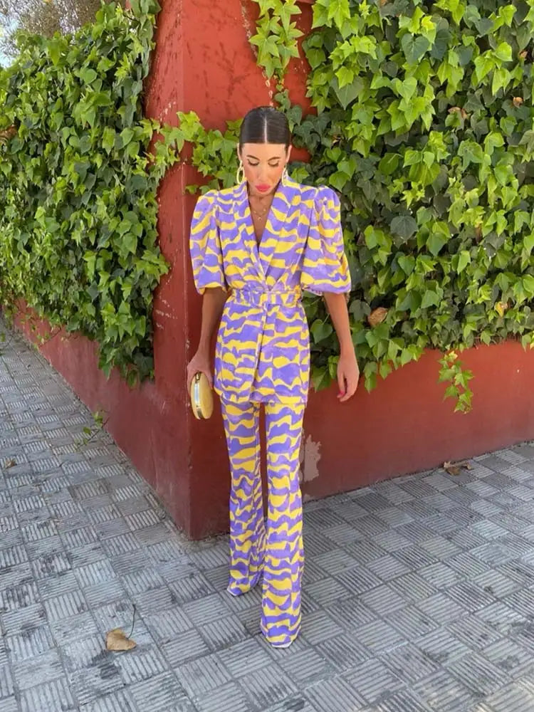 James & Elly™ | Power Suit in Pop-Art Style