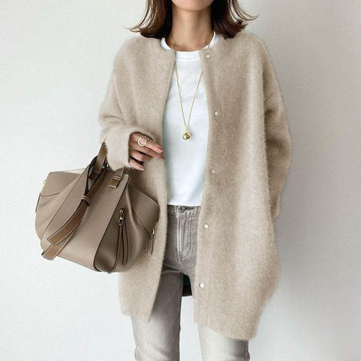 Sofia | Amoretti Luxe Wool Cardigan