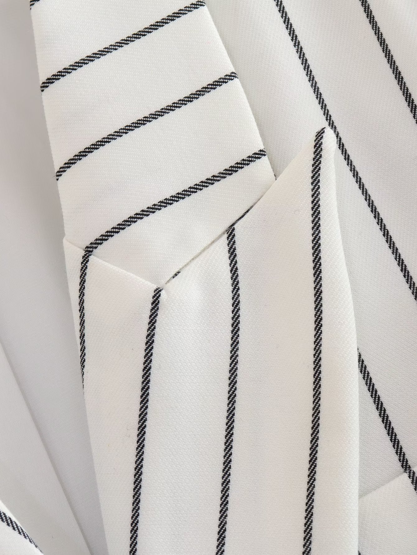James & Elly™ | Striped Blazer