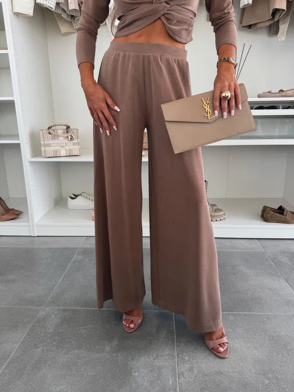 James & Elly™ | Two-Piece Set with Twist