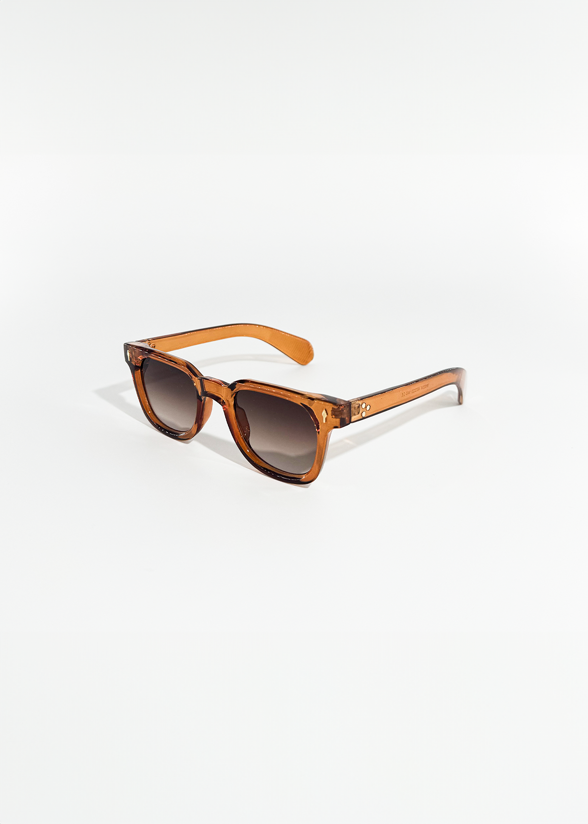 James & Elly™ | Amber Light