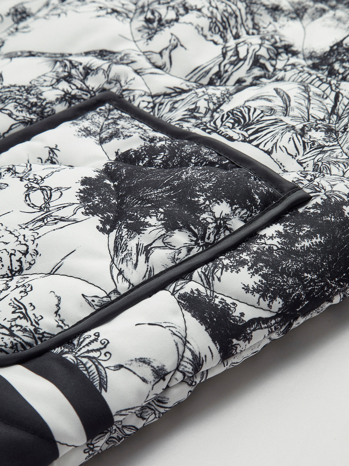 James & Elly™ | Elegant Gilet