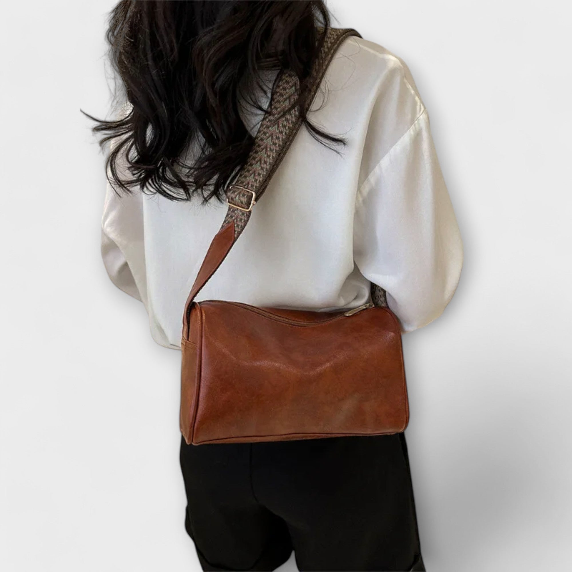 Orah | Vintage Crossbody Bag